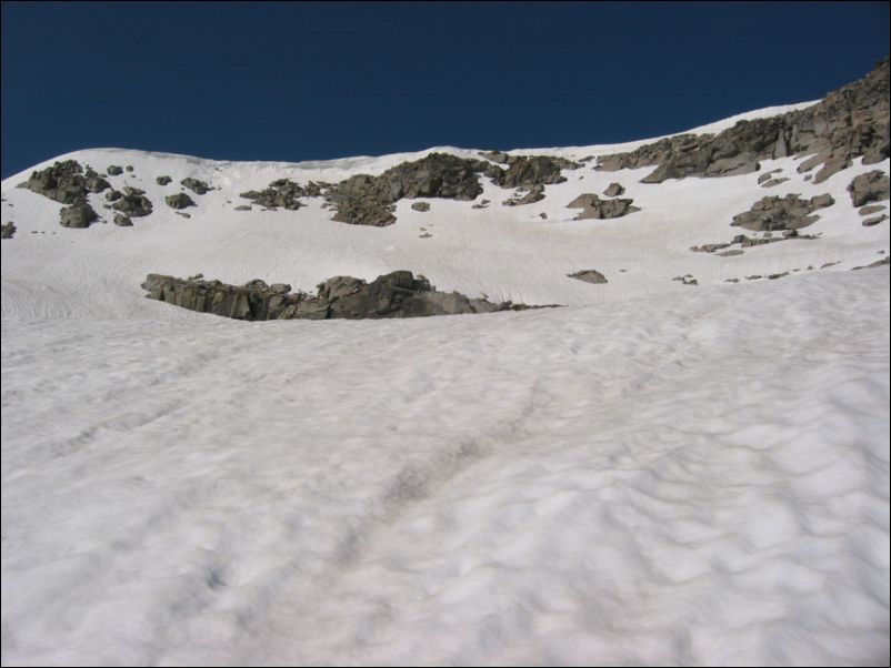 2005-06-25 Pyramid Peak (10) East side, lot's of snow